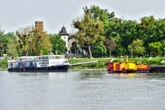 Danube River. Location: Bratislava, Slovakia. Camera: Canon 600D